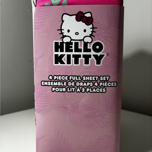 Hello Kitty bedsheets set FULL - Picture 2 of 2